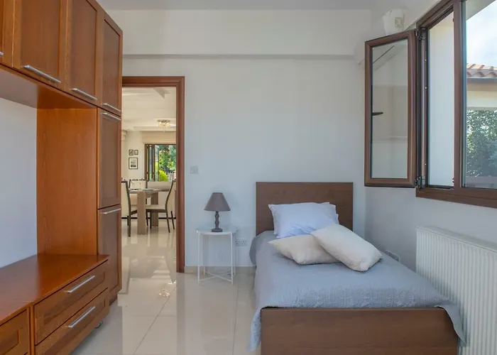 Kallizoni Vila Paphos